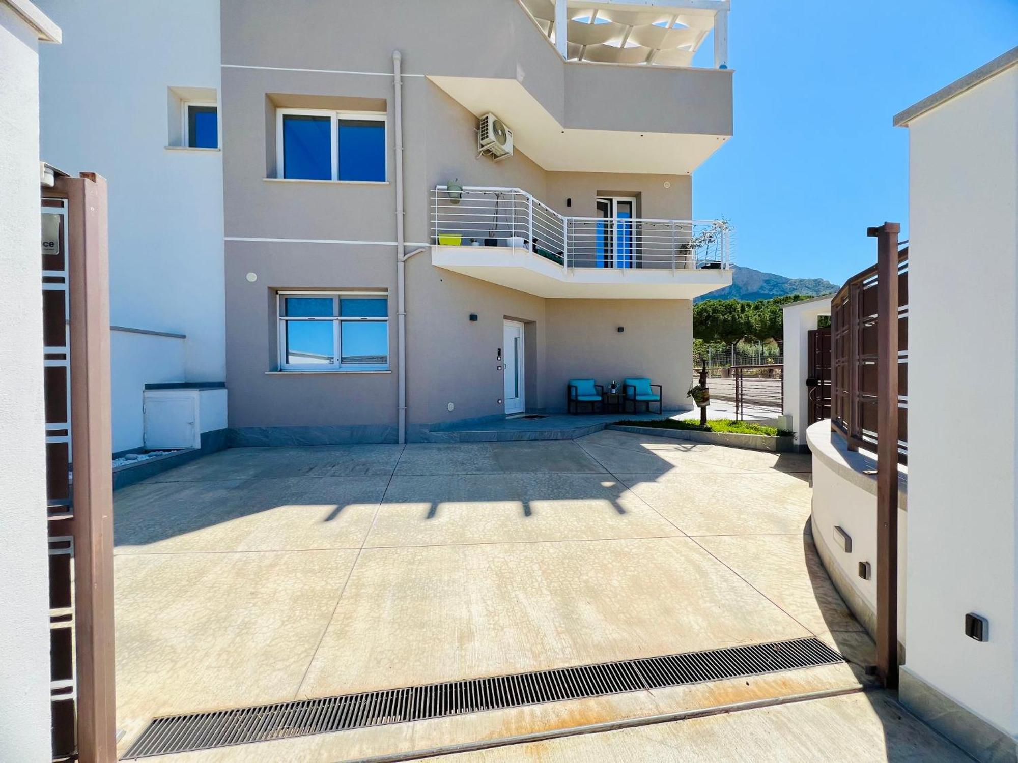 Meravigghia Terrasini Exterior photo